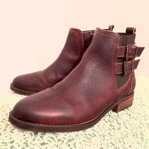 Fat Face boots. Size 9.  Deep brown leather. Side zip. Very good condition!